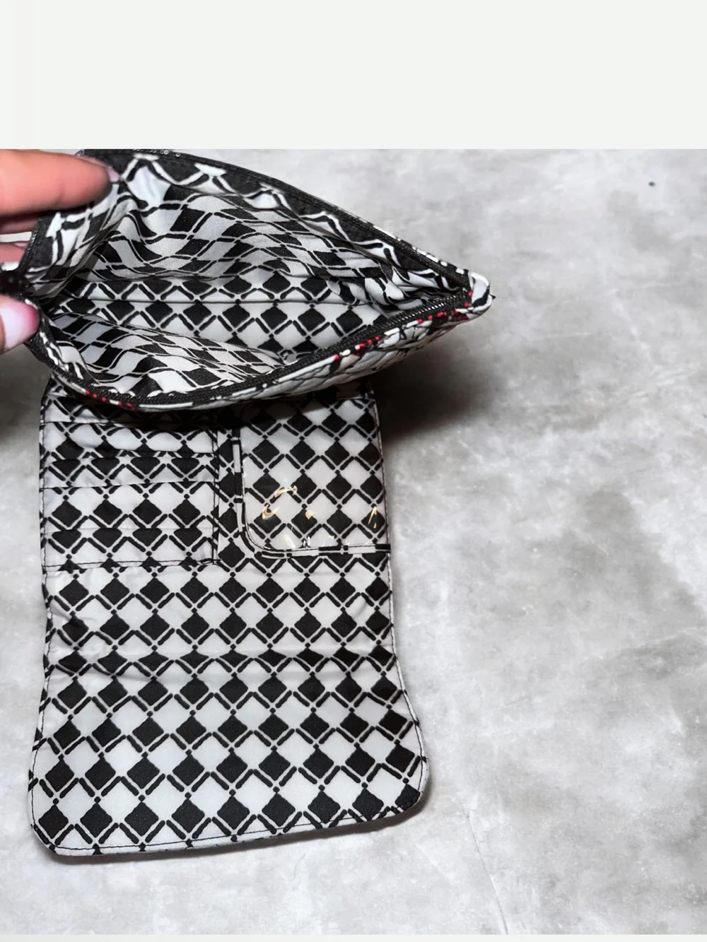 Vera Bradley Quilted Penguin Print make up pouch/organizer
